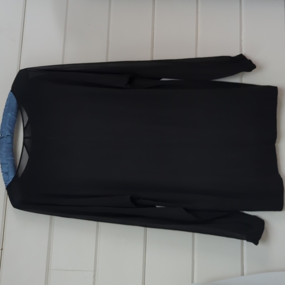 Long sleeve t-shirt with sheer panels, size L - Picture 4 of 8